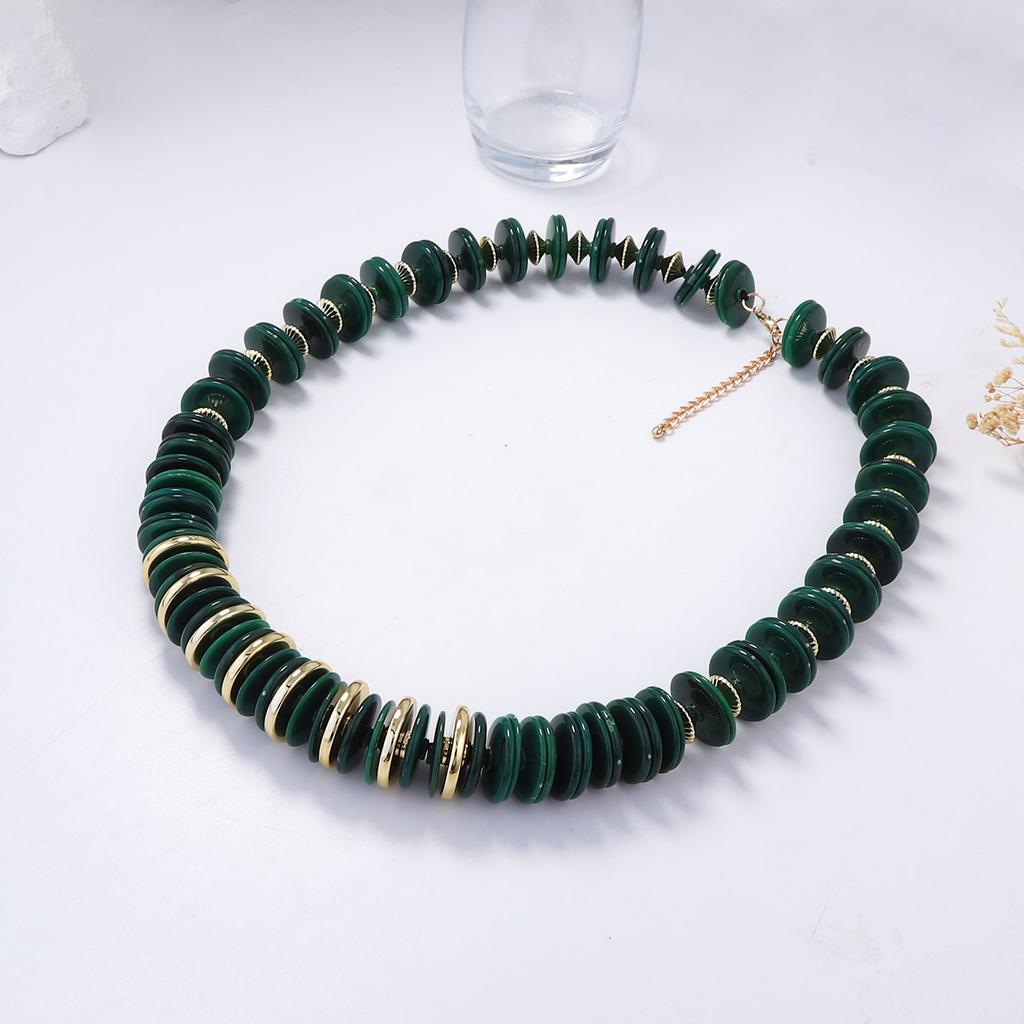 Personality Trends: Bohemian Vintage, Beaded Long Necklaces, Sweater Chains, Exaggerated and Versatile Casual Necklaces