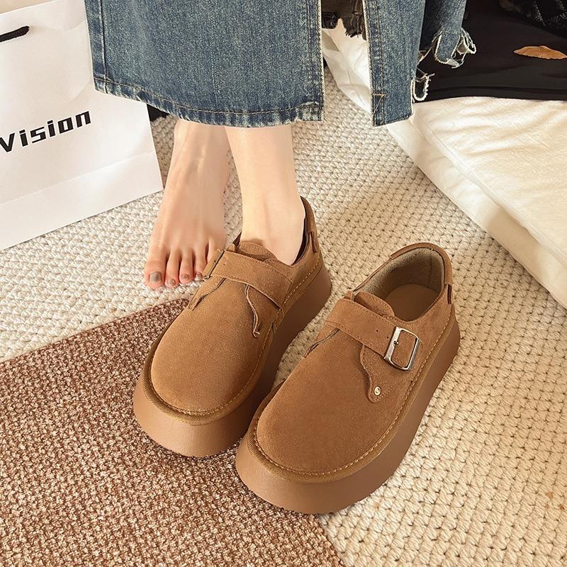 Retro thick-soled women wear new versatile muffin shoes in spring and autumn