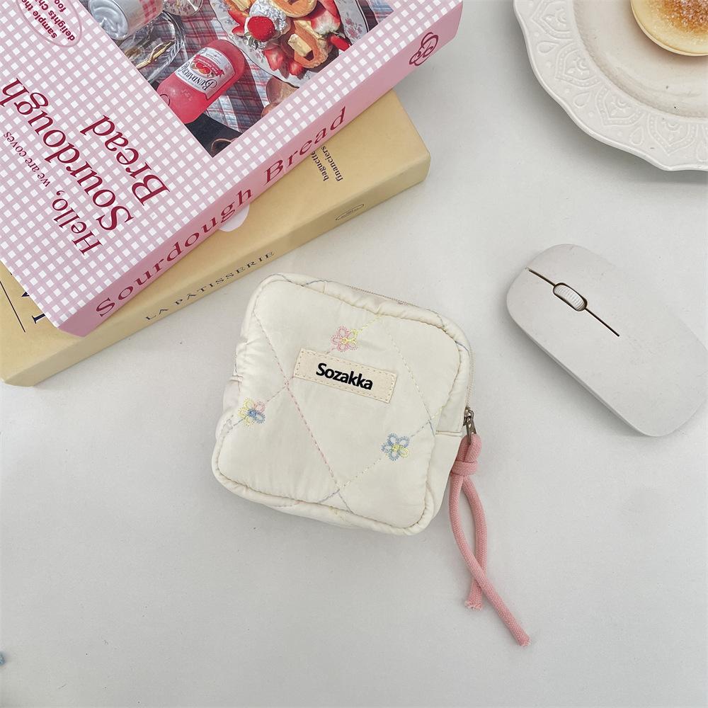 Quilted Cotton Sanitary Makeup Storage Bag Mini Lipstick Cosmetic Case Soft Portable Menstrual Sanitary Napkin Storage Bag