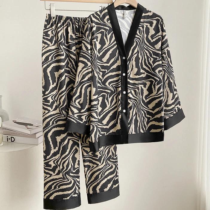 Printed Satin Pajamas Women's 2-piece Pajama Set Long-sleeved Trousers Pajama Set Loose Casual Home Wear Pajamas Casual Wear