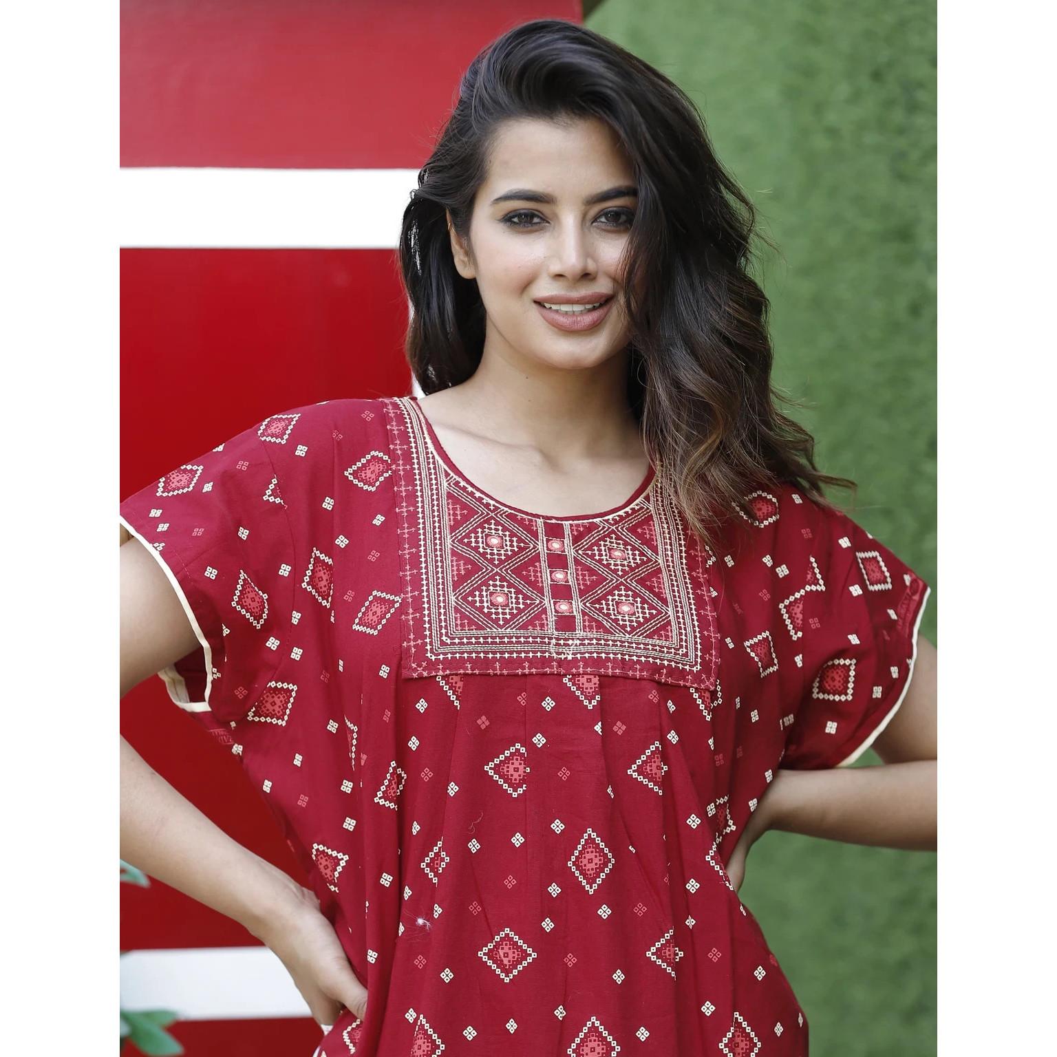 

Maroon Cotton Comfortable Nighty Indian Bollywood Printed Free Size Night Gown 3XL-46