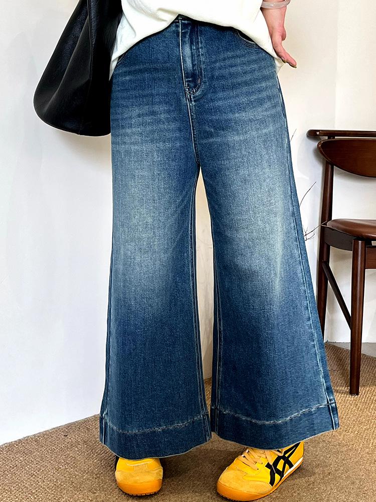 Plus Size Women's Retro Wide-Leg Jeans - Spring 2026 Fashion, Versatile Loose Fit, Straight-Leg Pants for Chubby Girls (NK1385)
