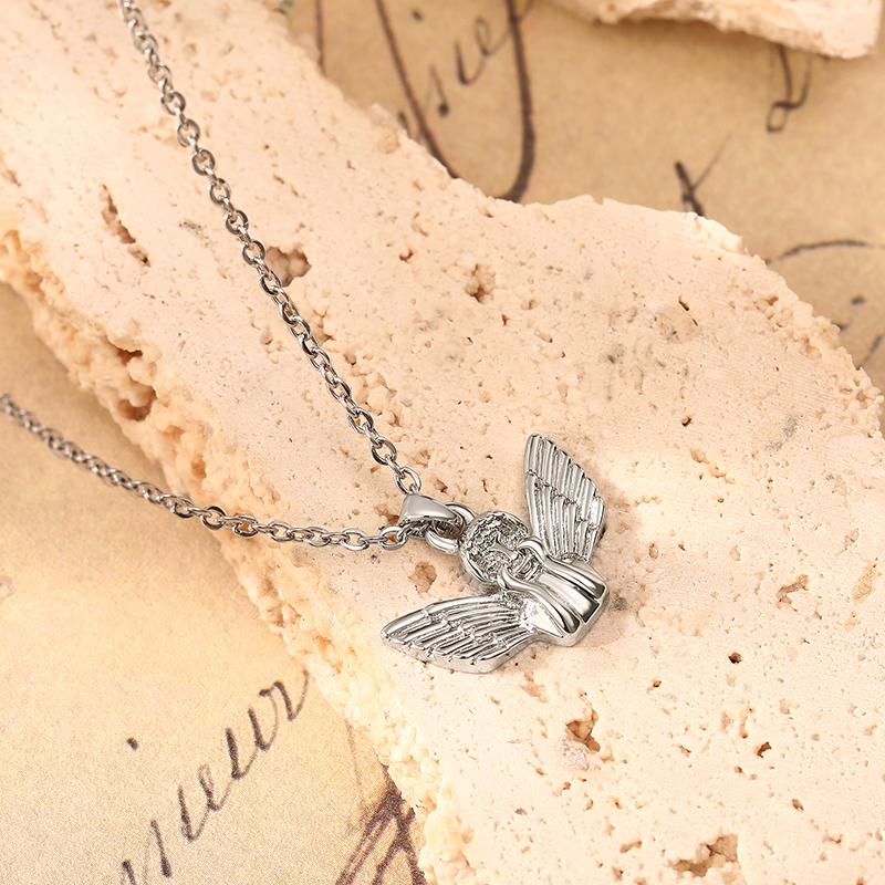 Huitan Novel Angle Pendant Necklace for Women Exquisite Glossy Neck Accessories Dainty Trendy Gorgeous Daily Life Party Jewelry