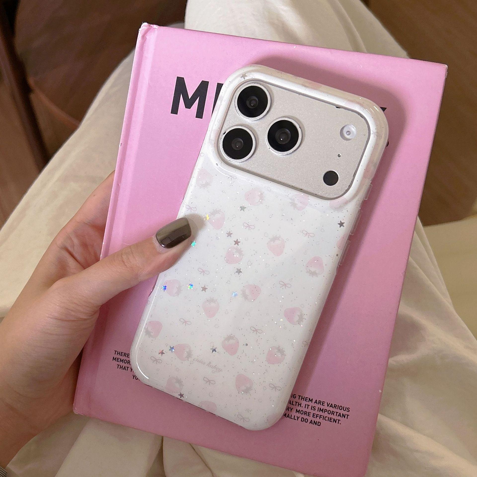 

Sweet Heart Glitter Strawberry iPhone 16/17 Pro Max Case with Chain - New Style iPhone 15