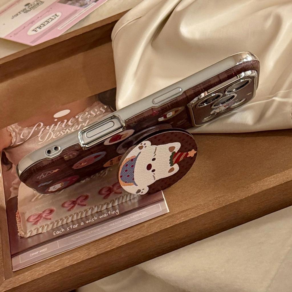 Capa de telefone com suporte de cachorro de desenho animado de Natal adequada para iPhone 16, iPhone 17, iPhone 17 Pro Max