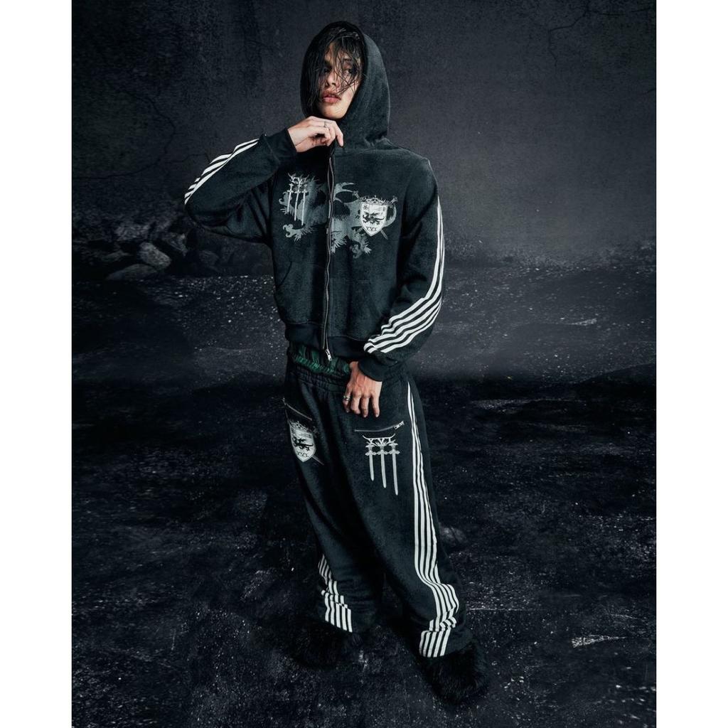 BeatStreet Long Sleeved Hooded Sweatshirt with Printed Pattern, Sweatshirt Street Fashion