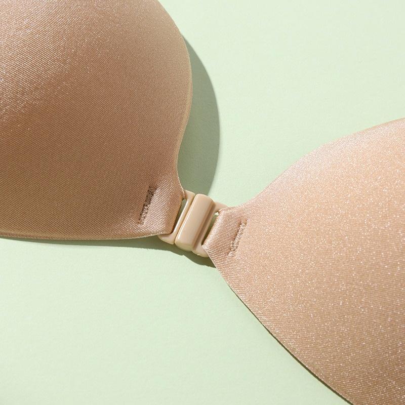 FINETOO Naklejki na sutki dla kobiet Wielokrotnego użytku niewidoczny biustonosz Seksowny samoprzylepny motyl Silikonowe akcesoria do podnoszenia piersi