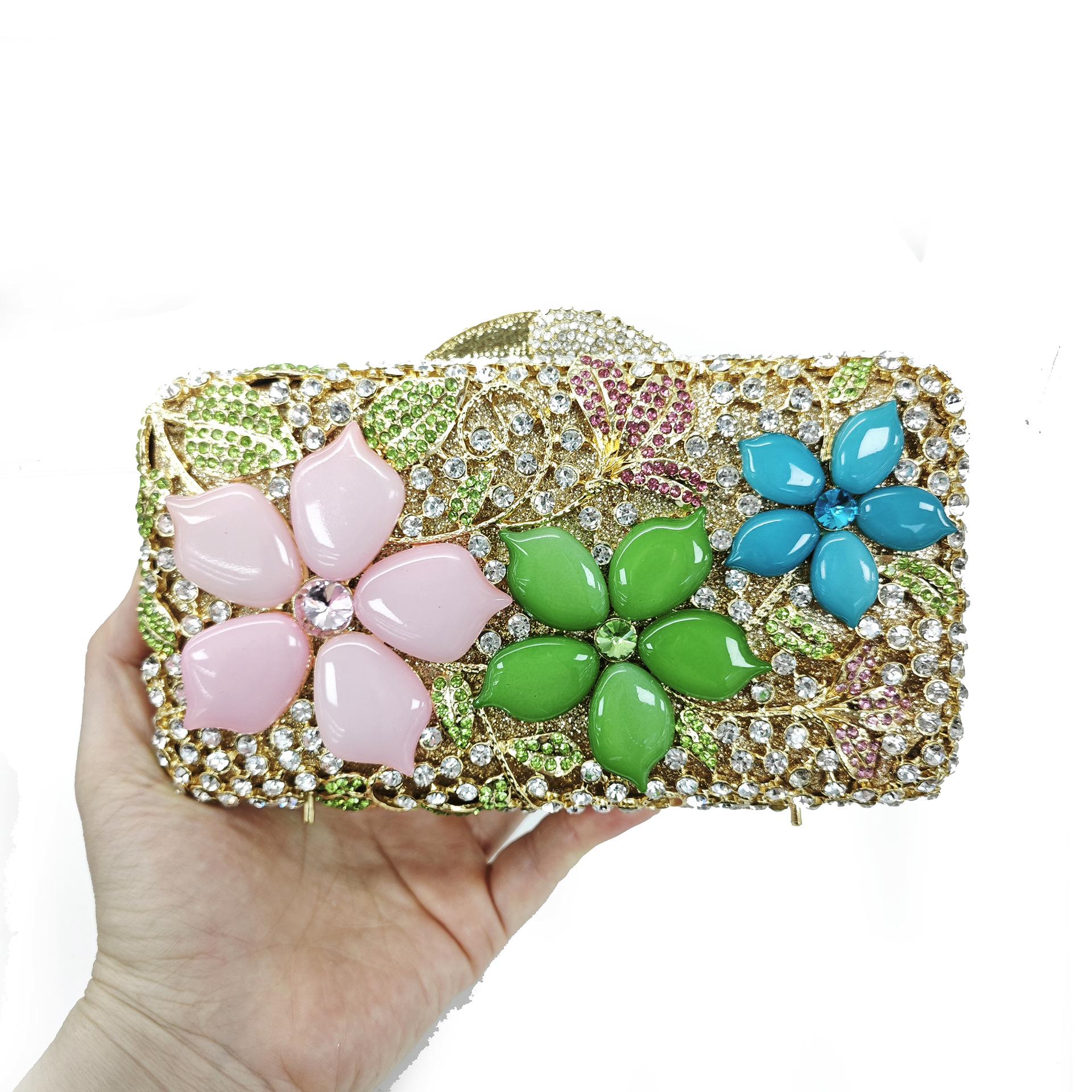 

New Pink Flower Stones Evening Bag Women Floral Silver Crystals Handbags Luxury Rhinestones Bridal Wedding Party Purses