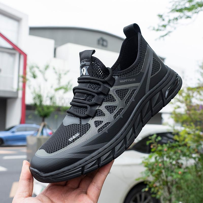 2025 new summer breathable fly-woven mesh shoes men's versatile running sports shoes soft-soled casual driving men's shoes