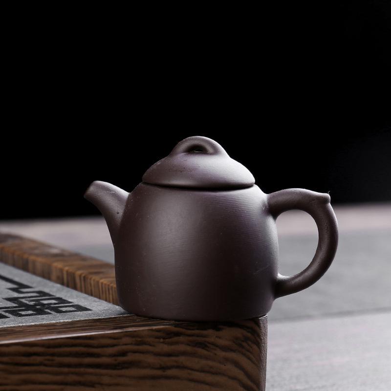 Mini Yixing Zisha Teapot Set with Tea Pet Ornament - Small Ceramic Chinese-Style for Wealth Attraction
