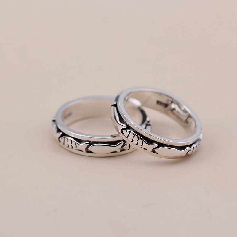 Retro Thai Silver Rotatable Fish Ring for Fashion and Stress Relief