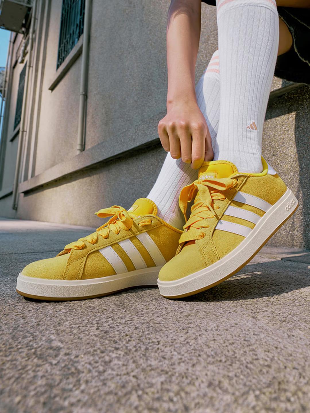 

Adidas Bread Shoes GRAND COURT BASE 00s Casual Sneakers Adidas IH6188 JR7110 36 жёлтый