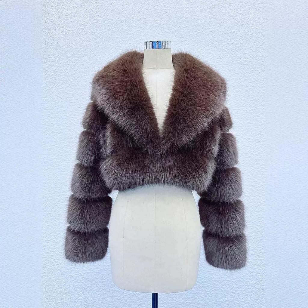 Finnish Whole Skin Fox Fur Coat for Women: Petite, Versatile & Slimming Short Jacket for Autumn/Winter