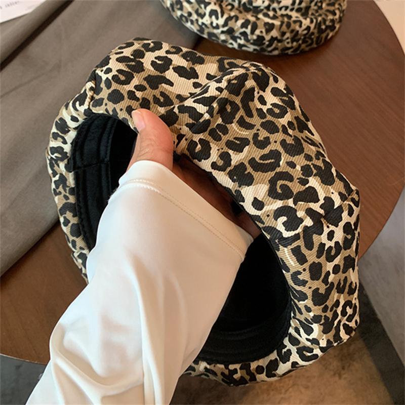 RICYGVM Leopard Berets For Women Print Octagonal Cap Fashion Vintage Girls Painter Hat Bonnet Ins Retro Brimless Duckbill Caps