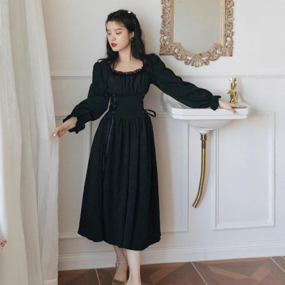 French High-end Small White Dress Design Is Particularly High-end Skirt, Thin Waist and a Sa Dress Autumn