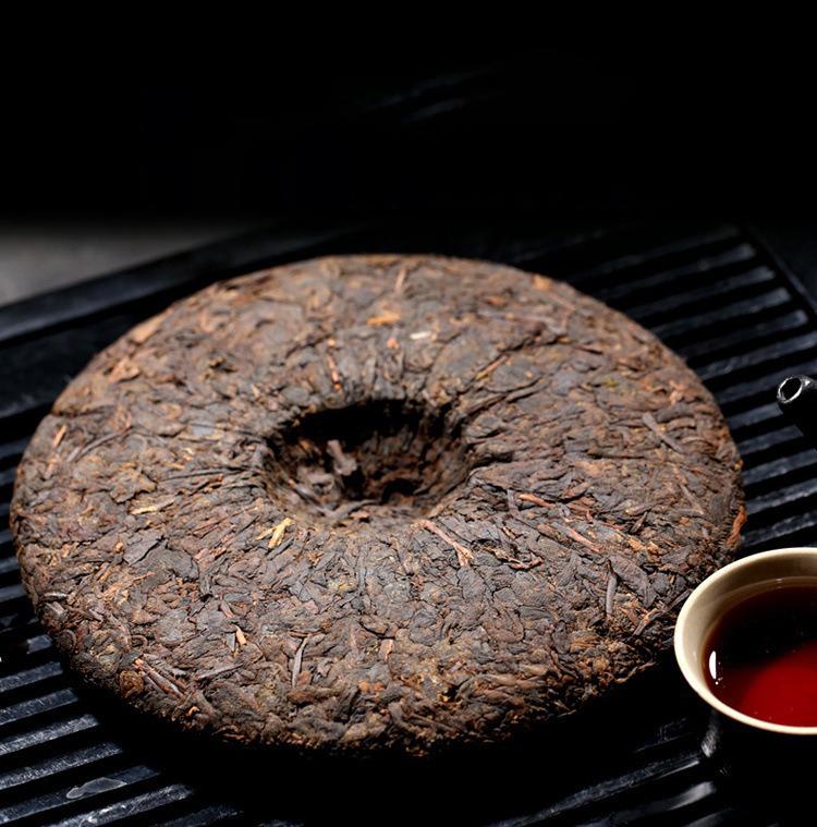 Menghai Old Banzhang Aged Old Puerh Tea Ancient Tree Ripe Tea 357g/CAKE