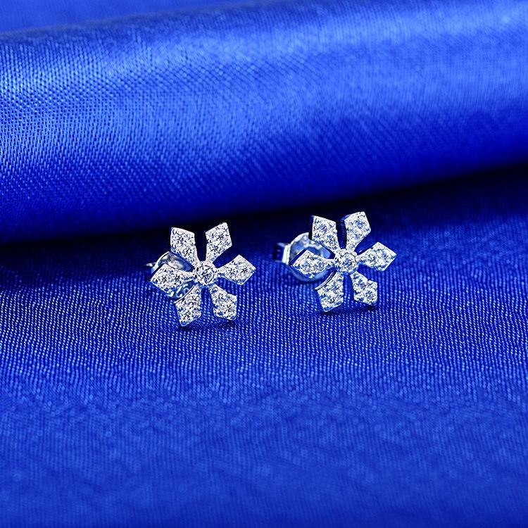 Small Earrings To Raise The Ear Female Personality Simple Cold Wind Earrings Advanced Sense of Jewelry Temperament Sweet Girl Cute Cat Earrings