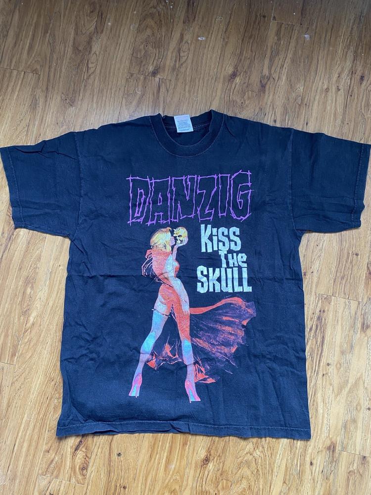 Kiss The Skull Danzig Vintage T Shirt Rare Unisex All Sizes S5XL NZ1623 Unisex T-Shirt L