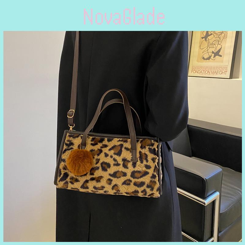 Chic Minimalist Tote Bag With Big Volume For Women's 2023 Spring Street Style