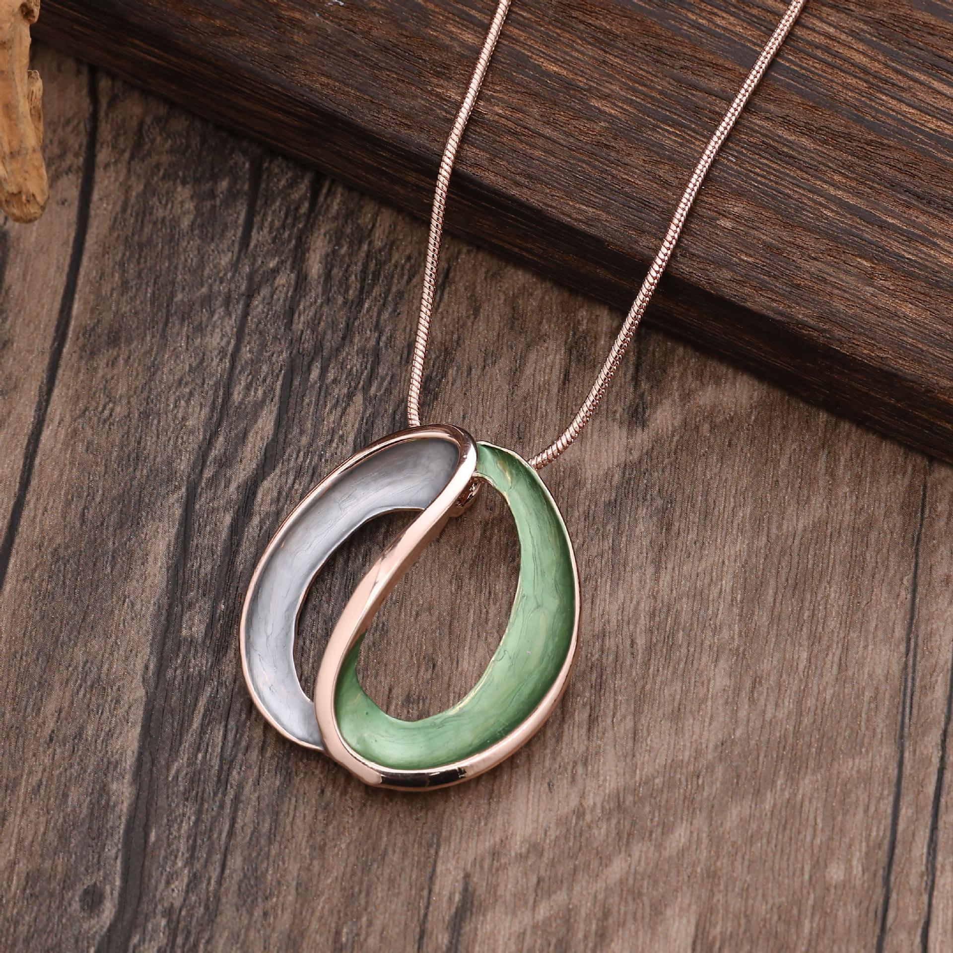 

Полый овальный кулон из сплава, простой цветной лак в форме капли, женское универсальное персонализированное ожерелье