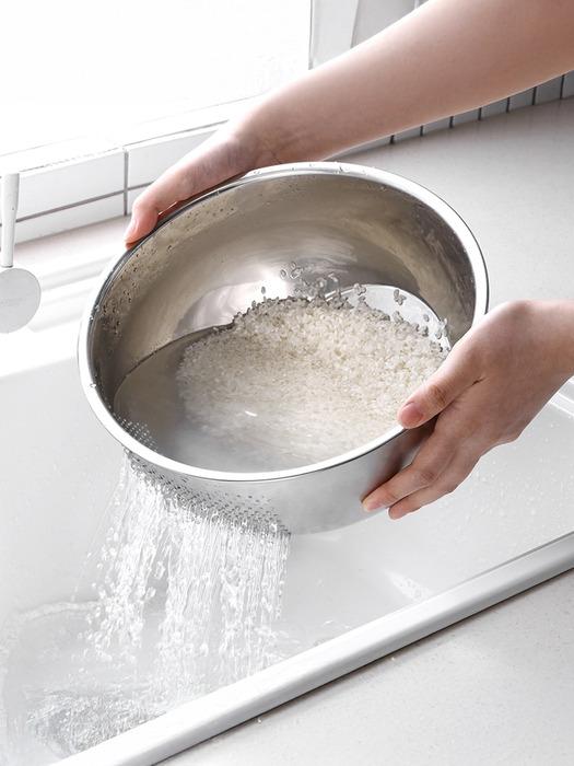 

Reborn. J Hanaro Stainless Steel 304 Rice Washing Bowl M 23cm/ Multi-purpose Mixing Bowl with Perforated Drainage Strainer Stainless steel rice washing bowl M