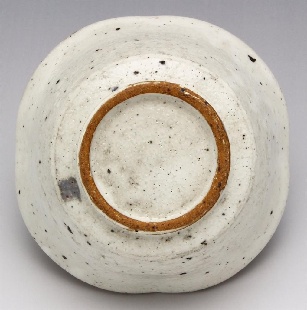 Utsuwa Roan Mino Ware Sanno Kiln Four-Push Small Bowl/Plate with Iron Powder Finish (134-0043)