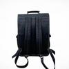 Handgefertigter schwarzer Leder-Laptop-Rucksack: Unisex Umhängetasche für Reisen