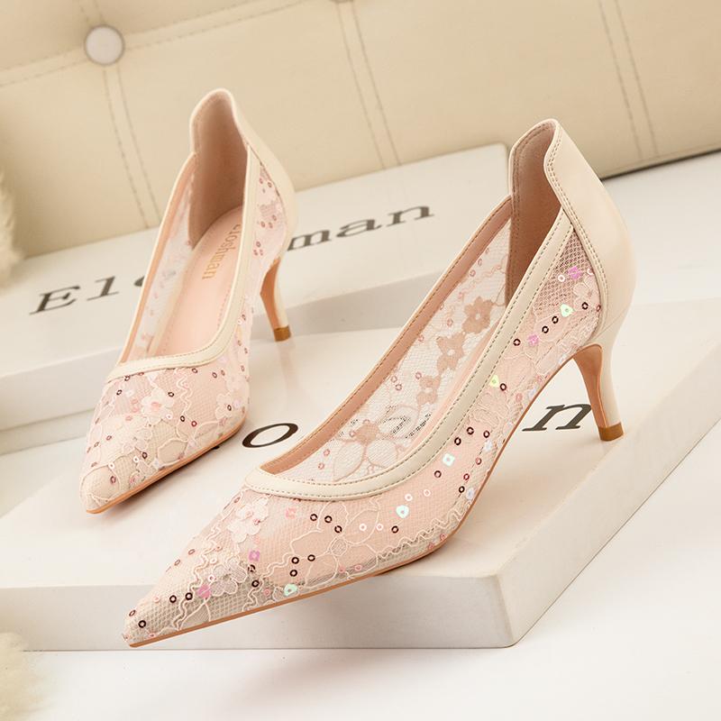 Fashion Women Shoes Black Lace Women Pumps Mesh Hollow High Heels Sexy Party Shoes Stilettos Pointed Toe Female Pumps Tacones