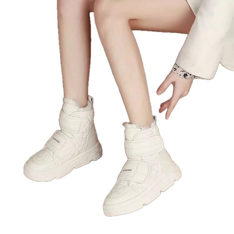 Internet Celebrity Snow Boots Women's Shoes 2025 New Winter Velvet Women's Boots Waterproof and Non-slip Thickened Warm Northeast Cotton Shoes