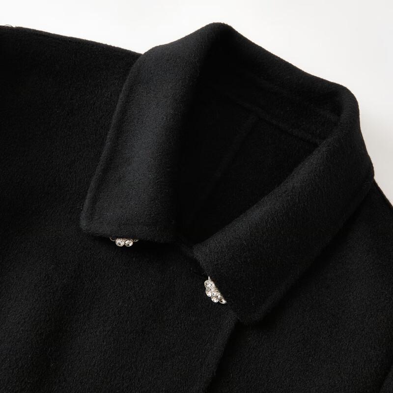 Qiu Shui Yi Ren Women's 100% Lamb Wool Lapel Coat