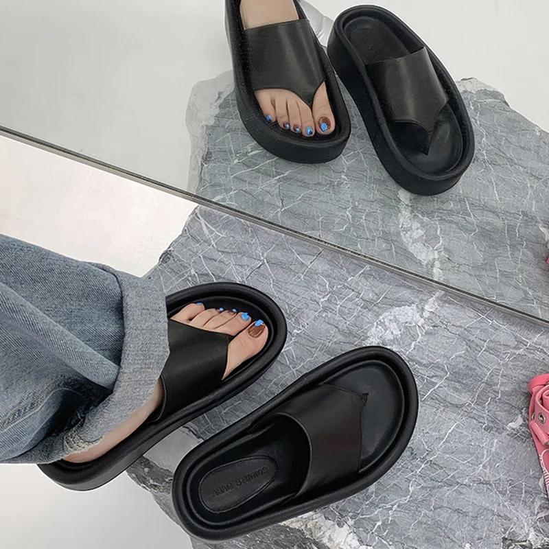 Fashion 2024 Summer Clip Toe Women Slippers Fashion Elegant Soft Sole Slides Shoes Ladies Casual Beach Platform Flats Sandalias