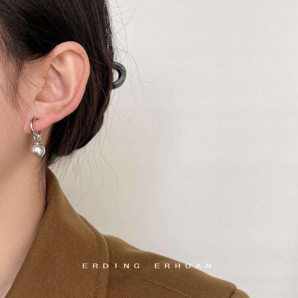 Cold Wind, Explosive Texture, Gray Pearl Earrings, Commuting Really Much Hemp Gray Earrings, Ear Buckles.