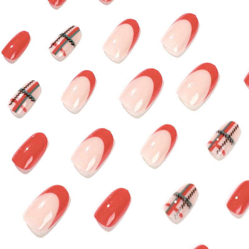 Wearable Nail Art Christmas Short Red and Green Checkered Fake Nail Film Removable Nail Art Nails