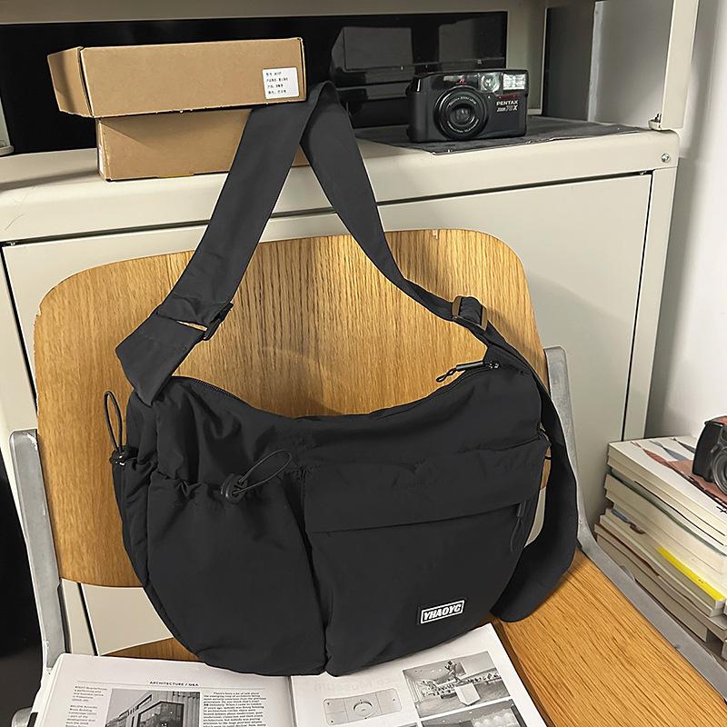 

Stylish 2025 Solid Color Multi-Pocket Dumpling Crossbody Bag чорний