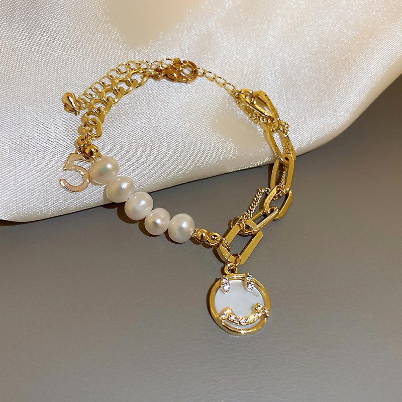 French temperament cold wind zircon star pearl bracelet light luxury bracelet sweet versatile jewelry