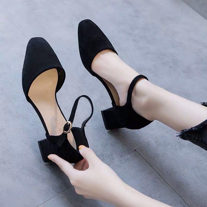 Spring and summer new French thick heel high heels versatile gentle fairy style middle heel one-word buckle with bag head sandals