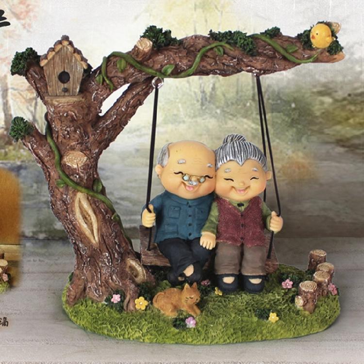 Wedding Home Decors Figurine Elderly Couple Statue Romantics Grandparents Figure Grandma Grandpa Miniature Ornament