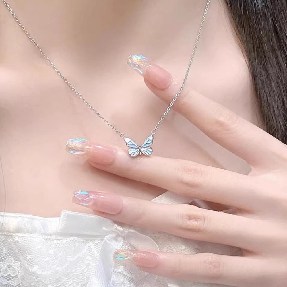 Blue Luminous Butterfly Pendant Necklace, Light Luxury Exquisite Style Niche Design Collarbone Chain Necklace
