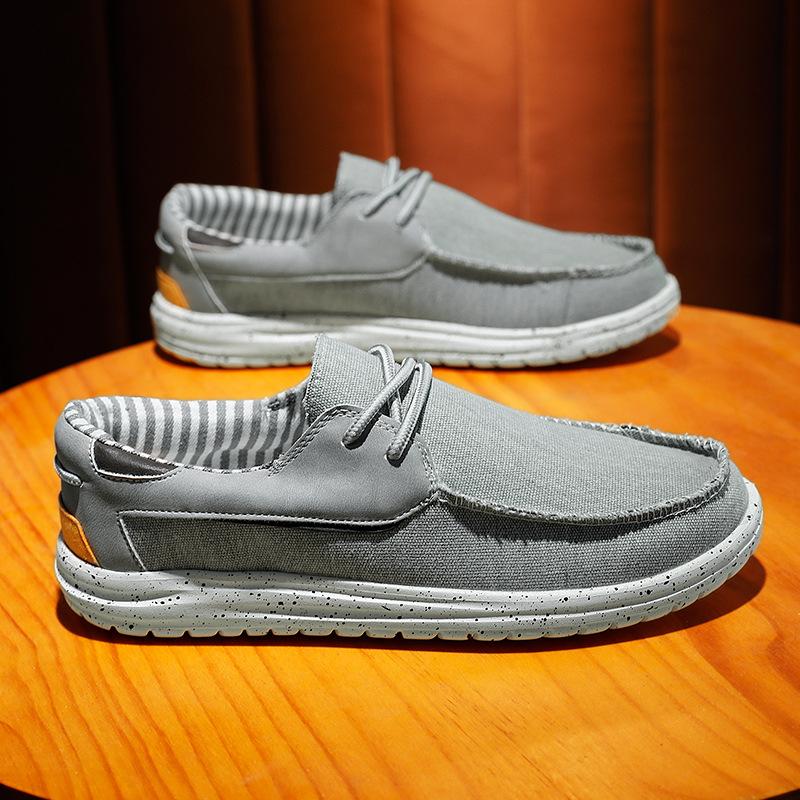 2024 Sommar Nya Herr Canvas Båtskor Utomhus Lätta Mjuka Halkfria Loafers Mode Casual Halkfria Däckskor Stor Storlek