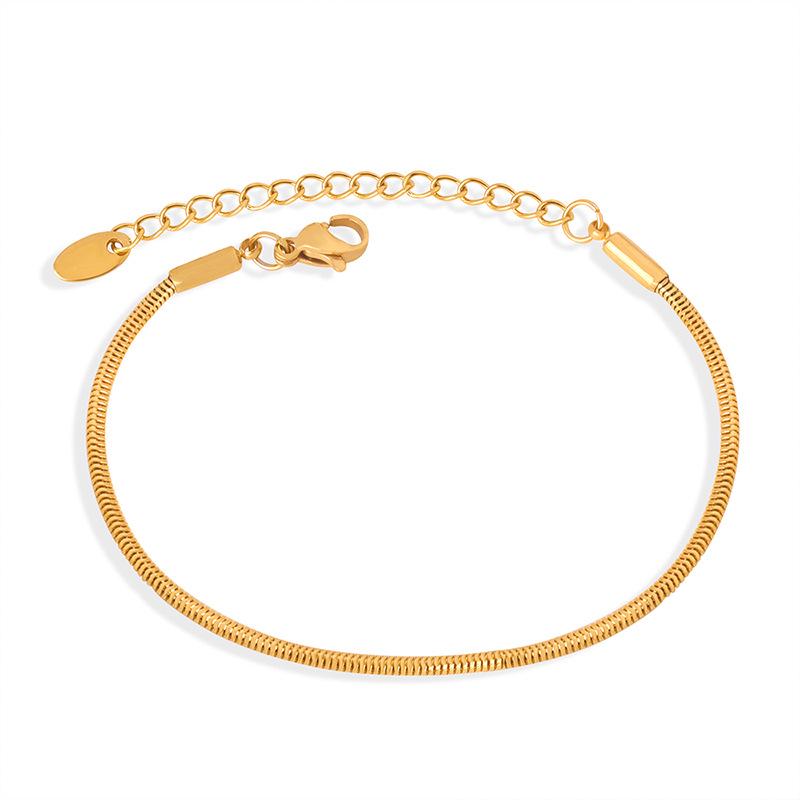18K Gold Titanium Steel Versatile Bracelet for Women - Non-fading, Sweet Girl Chain