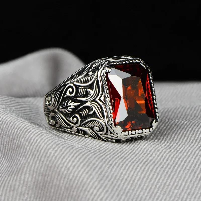Retro Square Inlaid Red Zircon Rings for Men Personalized Fashion copper Color Metal Carving Pattern Punk Rings Accessories