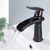 Chromowana bateria umywalkowa Mosiądz Czarny Retro wodospadowa bateria umywalkowa Europejski styl Mieszacze ciepłej i zimnej wody bateria