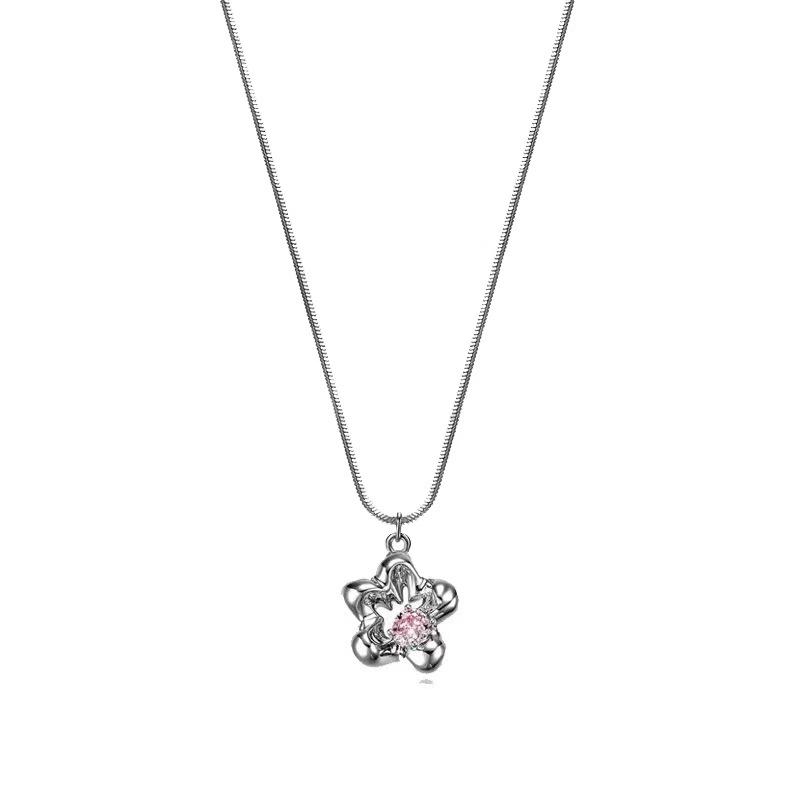 

Pink diamond flower necklace year new female high-end design sense collarbone chain Internet celebrity summer jewelry female