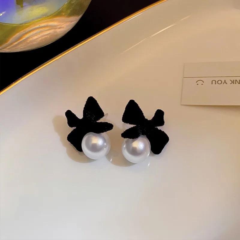 Sweet Black Velvet Bow Imitation Pearl Stud Earrings For Women New Fashion Trend Elegant Gentle Temperament Girls Birthday Gifts