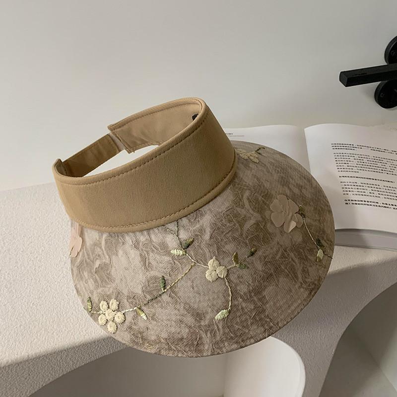 Embroidered Wide Stylish Brim Sun Hat For Women And Men Perfect For Summer Beach Vacations
