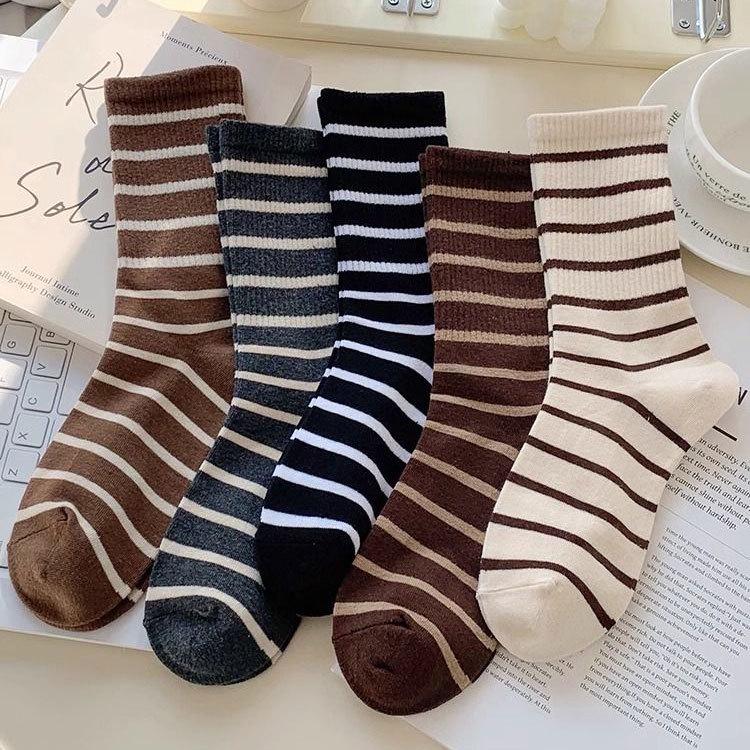 Korean Style Bowknot Ladies Mid-Calf Piled Socks for Autumn and Winter
