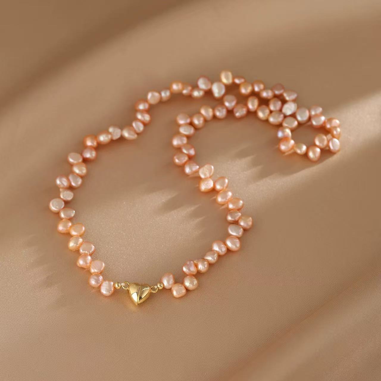 

French Pink Purple Irregular Freshwater Pearl Beaded Necklace for Women Real Gold Plated Copper Chain Heart Magnet Chokers