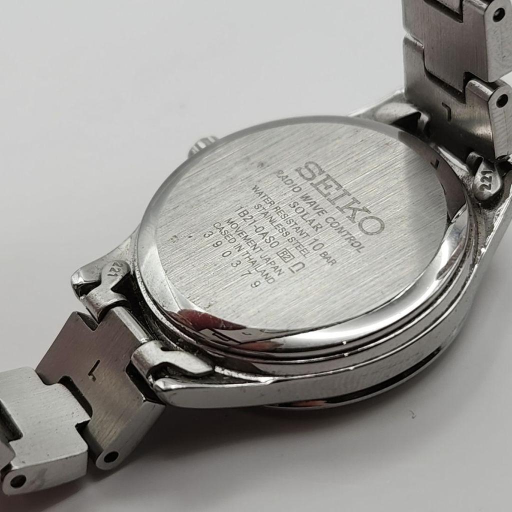Used Beautiful condition, working SEIKO ladies watch, radio-controlled solar, pink dial