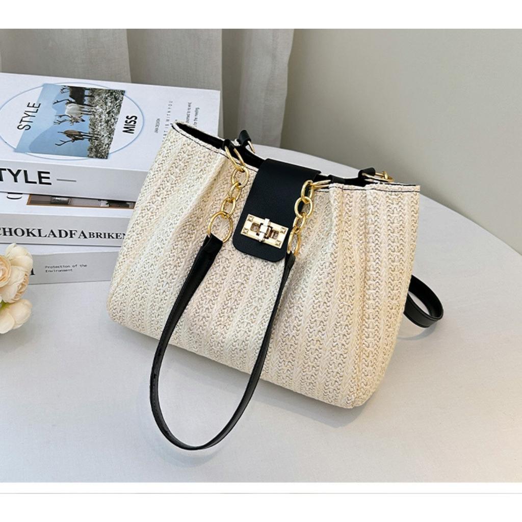 Elegant Ladies' Large Capacity Shoulder Bag with Adjustable Chain Shoulder Strap and Front Flip Button Closure - Woven Handbag
