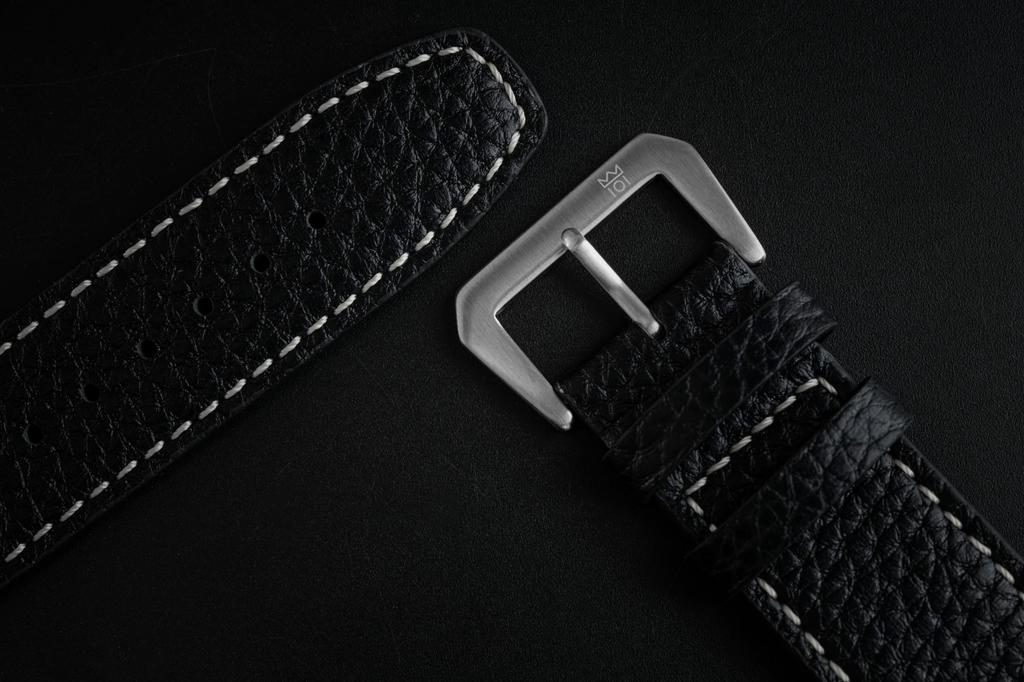 Hyakuichi Kronografklocka med Silver Svart Kolfiber och Svart Läderarmband [HYAKUICHI 101] Nr.8L